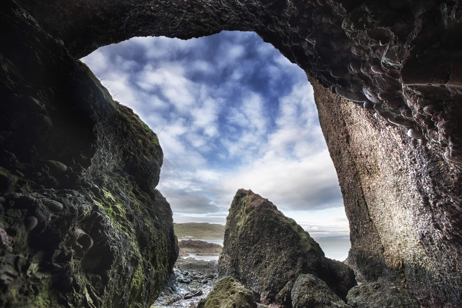 Game of Thrones   Cushendun CavesA Cove in the Stormlands web size 2500x1200px